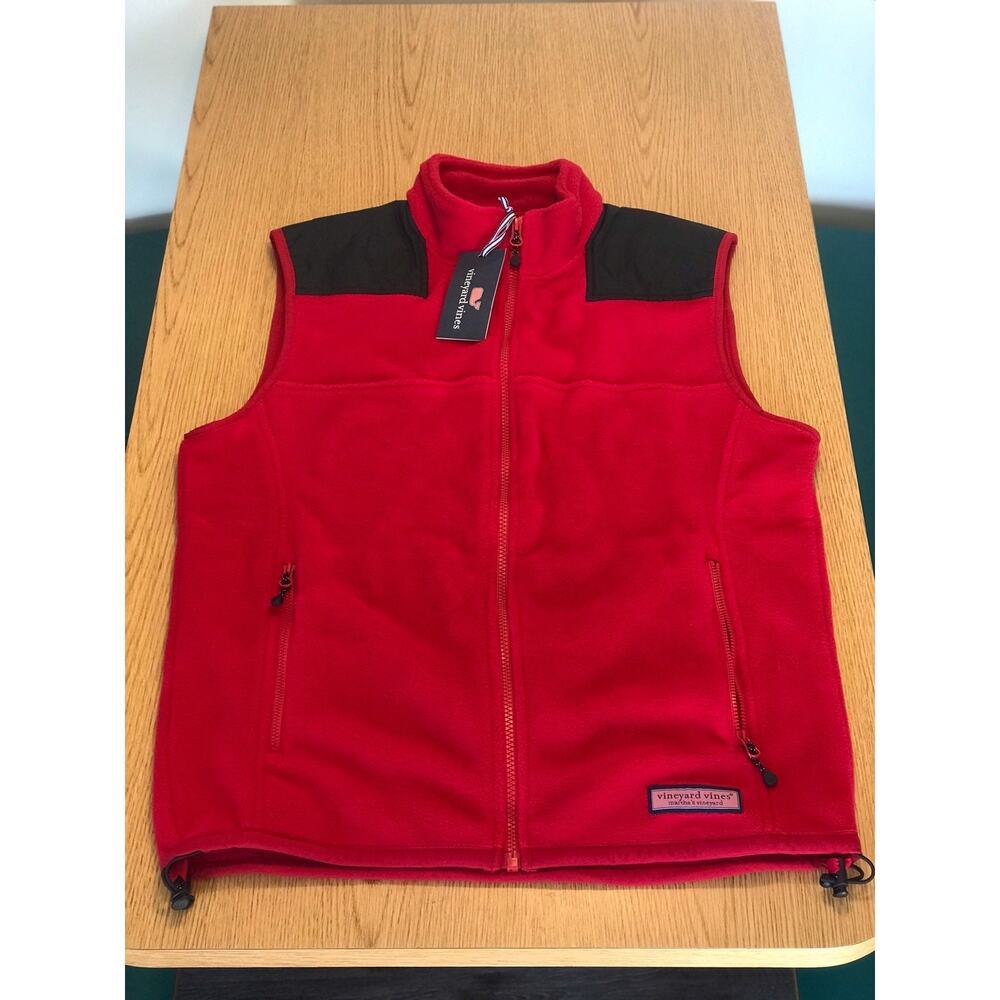 Vineyard Vines vest fleece red new sz Sm